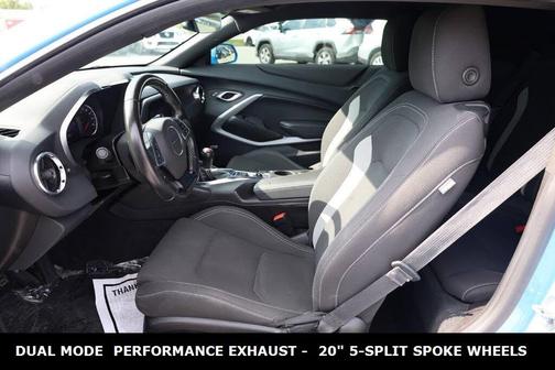 2022 Chevrolet Camaro RWD Coupe LT1