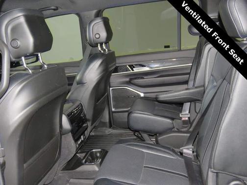 2022 Jeep Wagoneer Series II 4x4