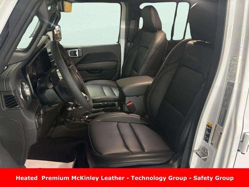 2024 Jeep Wrangler 4-Door Sahara