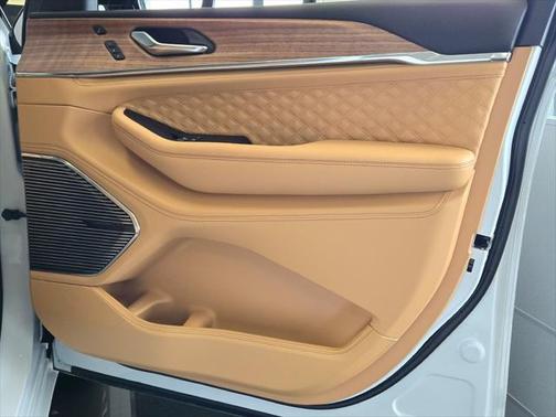 2025 Jeep Grand Cherokee L Summit Reserve