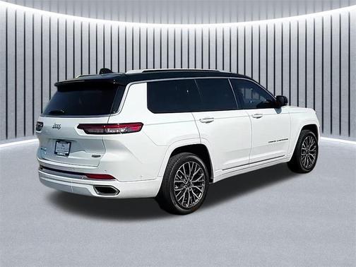 2023 Jeep Grand Cherokee L Summit Reserve