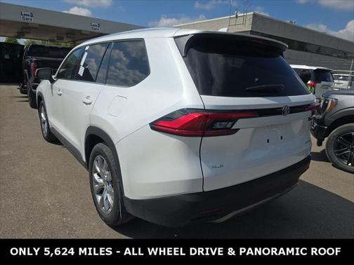 2024 Toyota Grand Highlander Limited