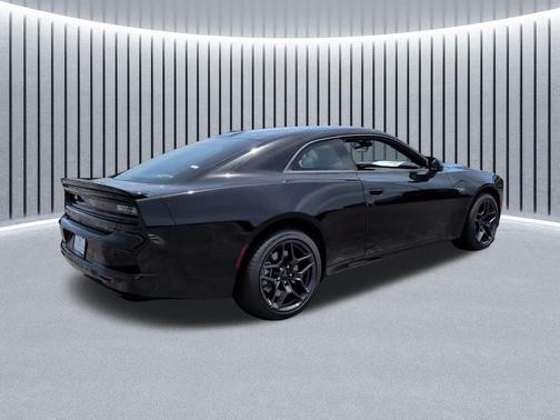 Diamond Black Crystal Pearlcoat 2026 Dodge Charger R/T