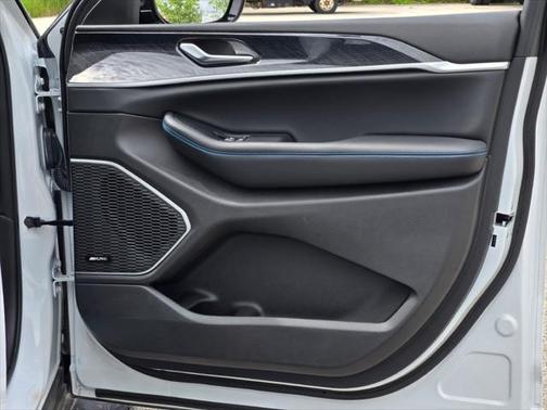 2023 Jeep Grand Cherokee 4xe Trailhawk