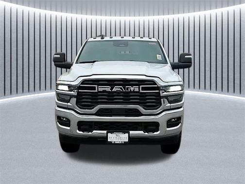 2026 RAM 2500 Tradesman Crew Cab 4x4 6'4' Box