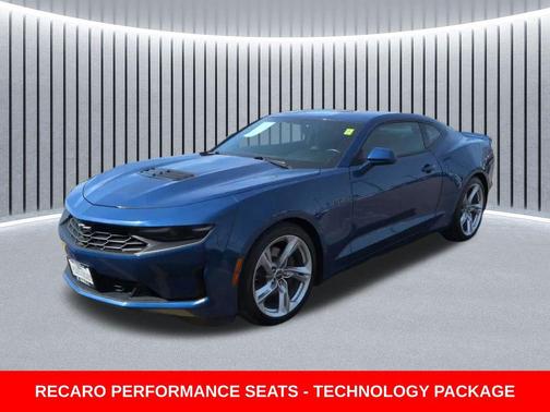 2021 Chevrolet Camaro RWD Coupe LT1