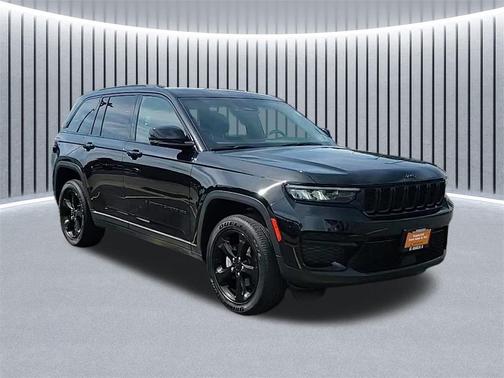 2022 Jeep Grand Cherokee Altitude