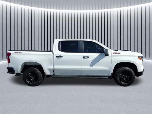 2022 Chevrolet Silverado 1500 Custom Trail Boss