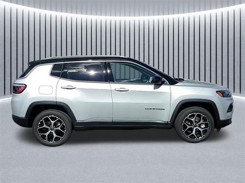 Silver Zynith Metallic Clearcoat 2026 Jeep Compass Limited