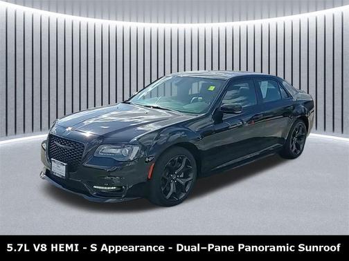 2022 Chrysler 300 S
