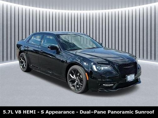 2022 Chrysler 300 S