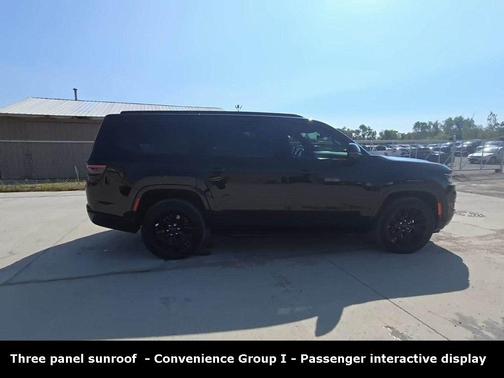 2022 Jeep Wagoneer Series III Carbide