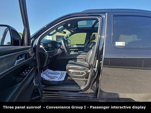 2022 Jeep Wagoneer Series III Carbide