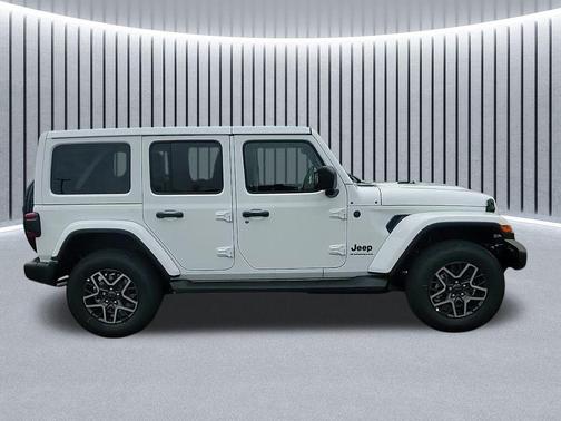 2026 Jeep Wrangler 4-Door Sahara 4x4