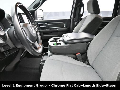 2024 RAM 2500 Big Horn Crew Cab 4x4 8' Box