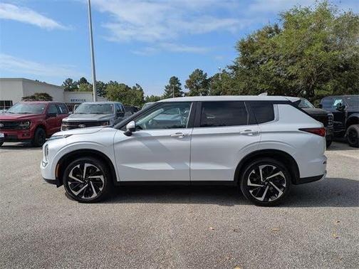 2024 Mitsubishi Outlander SE 2.5 2WD