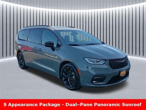 2025 Chrysler Pacifica Limited