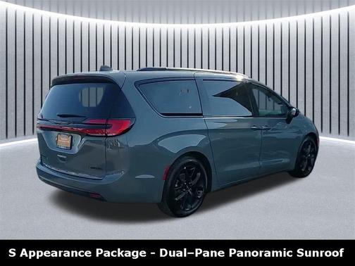 2025 Chrysler Pacifica Limited