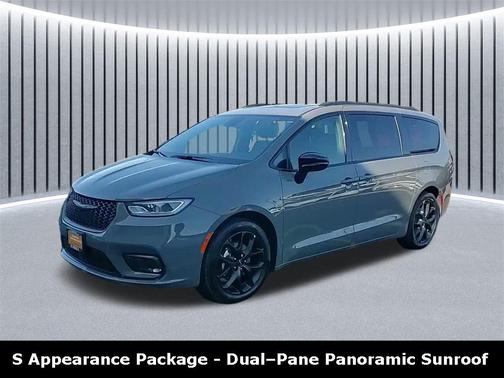 2025 Chrysler Pacifica Limited