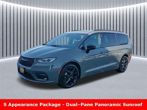 2025 Chrysler Pacifica Limited