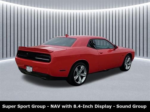 2018 Dodge Challenger SXT
