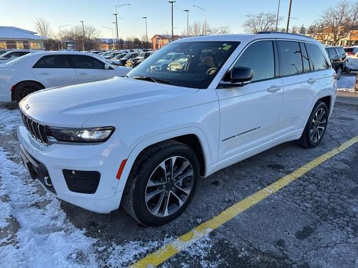 2023 Jeep Grand Cherokee Overland