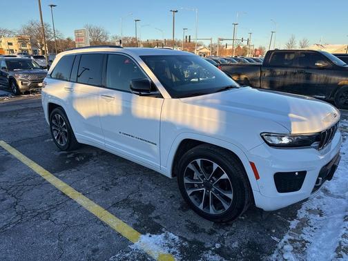 2023 Jeep Grand Cherokee Overland