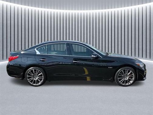 2017 INFINITI Q50 3.0t RED SPORT 400