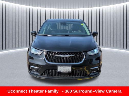 Diamond Black Crystal Pearlcoat 2024 Chrysler Pacifica Limited