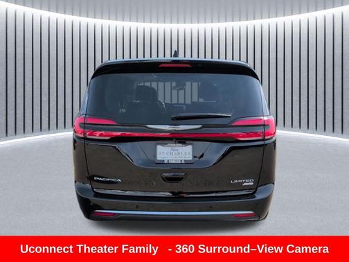 Diamond Black Crystal Pearlcoat 2024 Chrysler Pacifica Limited