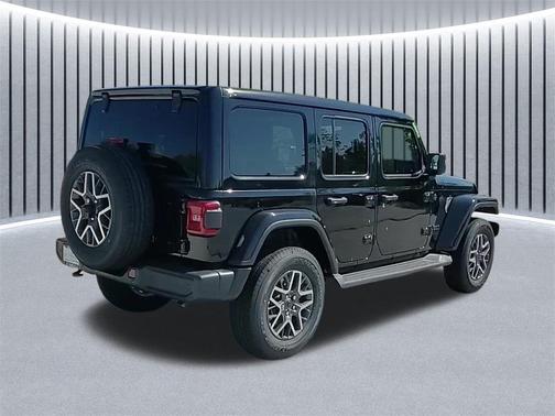 2025 Jeep Wrangler 4-Door Sahara 4x4