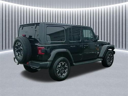 2024 Jeep Wrangler 4-Door Sahara