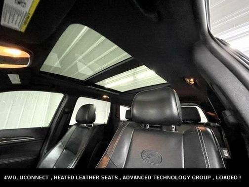 Photo 3 of 35 of 2015 Jeep Grand Cherokee Overland