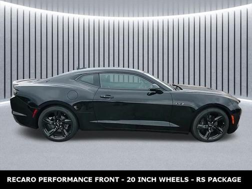 2022 Chevrolet Camaro RWD Coupe LT1