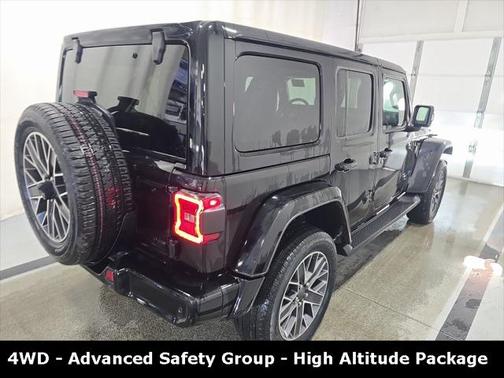 2022 Jeep Wrangler Unlimited 4xe Sahara High Altitude