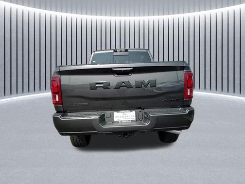 2025 RAM 2500 Laramie Crew Cab 4x4 6'4' Box