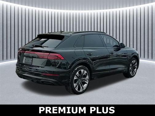 2025 Audi Q8 55 Premium Plus