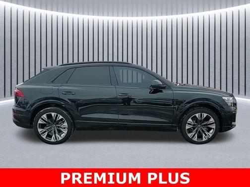 2025 Audi Q8 55 Premium Plus