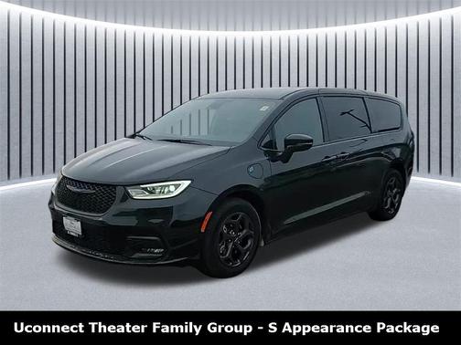 2022 Chrysler Pacifica Hybrid Touring L