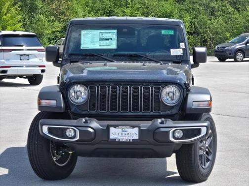 2025 Jeep Gladiator Sport S
