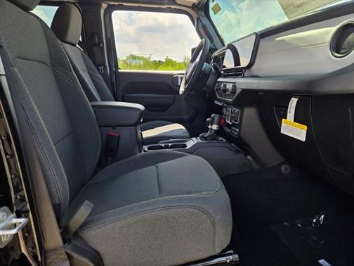 2025 Jeep Gladiator Sport S