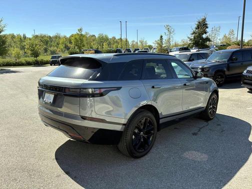 2025 Land Rover Range Rover Velar P250 SE R-Dynamic