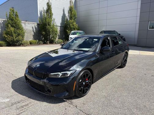 2025 BMW 330 i xDrive