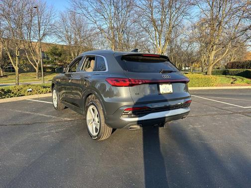 2025 Audi Q5 Premium Plus TFSI quattro S tronic