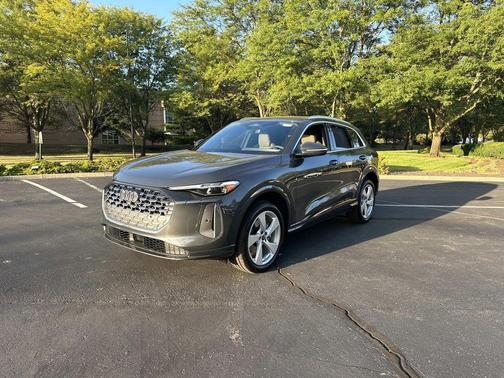 2025 Audi Q5 Premium Plus