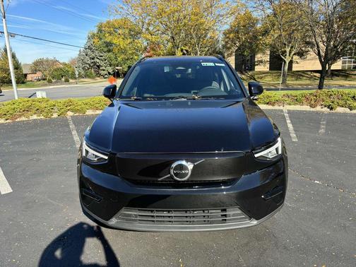 2024 Volvo XC40 Recharge Pure Electric 