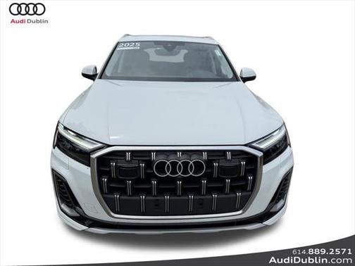 2025 Audi Q7 45 Premium