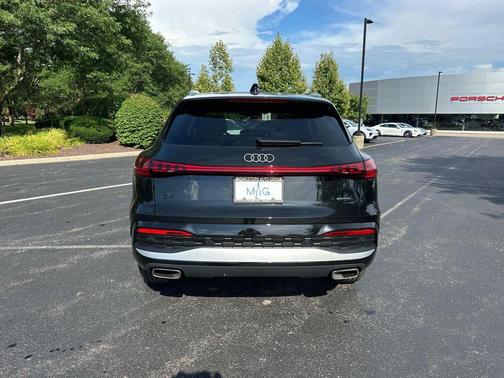 2025 Audi Q5 Premium