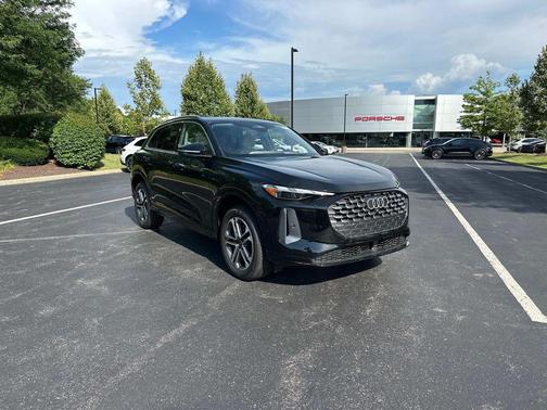 2025 Audi Q5 Premium