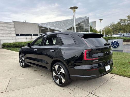 2025 Volvo EX90 Twin Motor Ultra